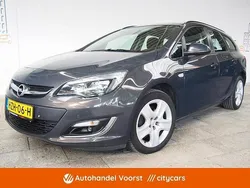 Grijs Gebruikt 2013 Opel Astra Design Edition Stationwagen | € 7.745 (Eerlijke prijs)