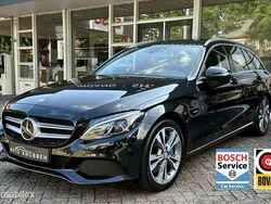 Zwart Gebruikt 2017 Mercedes C350e Avantgarde Stationwagen | € 23.800 (Duur)