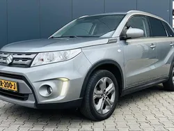 Grijs Gebruikt 2016 Suzuki Vitara Exclusive SUV | € 10.995 (Goede deal)