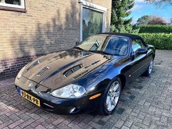 Zwart Gebruikt 2000 Jaguar XK8 Cabriolet | € 10.750