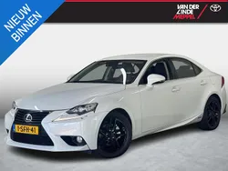 Wit Gebruikt 2013 Lexus IS300h Sedan | € 18.950 (Eerlijke prijs)