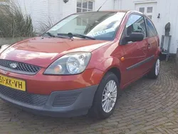Oranje Gebruikt 2007 Ford Fiesta Cool & Sound Edition Hatchback | € 1.450 (Eerlijke prijs)