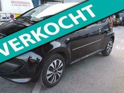 Zwart Gebruikt 2006 Peugeot 107 Hatchback | € 2.499 (Eerlijke prijs)