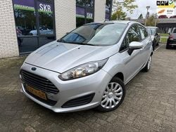 Grijs Gebruikt 2015 Ford Fiesta Style Hatchback | € 5.950 (Goede deal)