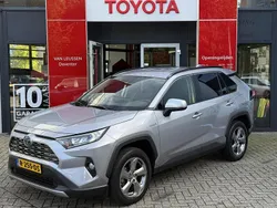 Grijs Gebruikt 2019 Toyota RAV4 Hybrid Style SUV | € 31.400 (Super prijs)