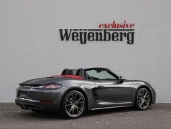 Grijs Gebruikt 2017 Porsche 718 Boxster Cabriolet | € 57.900