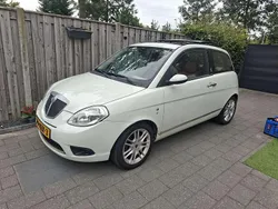 Wit Gebruikt 2009 Lancia Ypsilon Hatchback | € 2.995 (Eerlijke prijs)