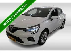Wit Gebruikt 2019 Renault Clio IV Intens Hatchback | € 11.990 (Eerlijke prijs)