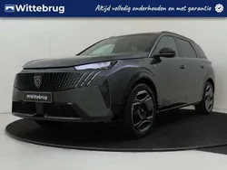 Grijs, metallic lak Gebruikt 2024 Peugeot e-5008 Avantage SUV | € 45.925 (Super prijs)