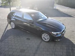 Zwart Gebruikt 2022 BMW 330 Stationwagen | € 33.490 (Eerlijke prijs)