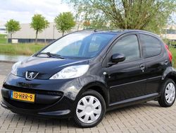 Zwart Gebruikt 2009 Peugeot 107 Hatchback | € 3.499 (Eerlijke prijs)