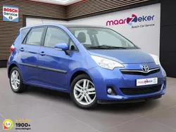 Blauw, metallic lak Gebruikt 2011 Toyota Verso-S Comfort MPV | € 7.750 (Eerlijke prijs)