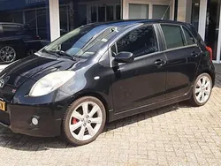 Zwart Gebruikt 2007 Toyota Yaris Sport Hatchback | € 4.950 (Eerlijke prijs)
