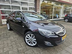 Zwart Gebruikt 2011 Opel Astra Edition Stationwagen | € 3.500 (Super prijs)