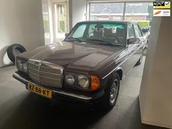 Bruin Gebruikt 1979 Mercedes 280 Sedan | € 8.450