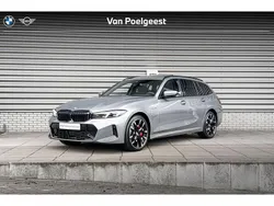 Skyscraper grey metallic (grijs metallic) Gebruikt 2024 BMW 330e Comfort Edition Stationwagen | € 59.900 (Duur)