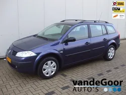 Blauw Gebruikt 2004 Renault Mégane GrandTour Dynamique Stationwagen | € 2.450