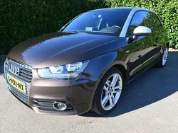 Bruin Gebruikt 2011 Audi A1 Ambition Hatchback | € 8.950 (Iets duurder)
