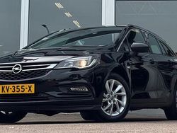 Zwart Gebruikt 2016 Opel Astra Innovation Stationwagen | € 6.444 (Eerlijke prijs)