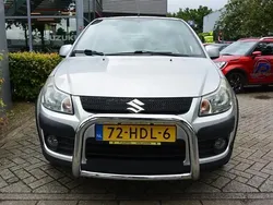 Zilver, metallic lak Gebruikt 2008 Suzuki SX4 Exclusive MPV | € 9.450 (Duur)