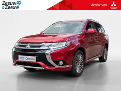 Rood Gebruikt 2015 Mitsubishi Outlander P-HEV Edition SUV | € 14.790 (Eerlijke prijs)