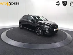 Zwart, metallic lak Gebruikt 2024 Peugeot 208 Allure Hatchback | € 21.900 (Eerlijke prijs)