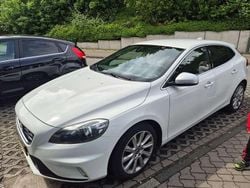 Wit Gebruikt 2013 Volvo V40 R-Design Stationwagen | € 10.750 (Eerlijke prijs)