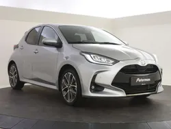 Zilver Gebruikt 2024 Toyota Yaris Executive Hatchback | € 28.800 (Super prijs)