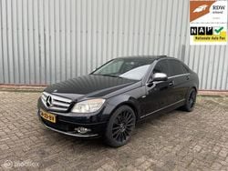 Zwart Gebruikt 2007 Mercedes C200 Avantgarde Sedan | € 6.995 (Eerlijke prijs)