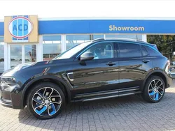 Zwart Gebruikt 2022 Lynk & Co 01 SUV | € 23.900 (Eerlijke prijs)