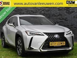 Grijs Gebruikt 2020 Lexus UX 250h SUV | € 25.925 (Goede deal)