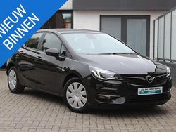 Zwart Gebruikt 2019 Opel Astra Business Edition Hatchback | € 11.960 (Goede deal)