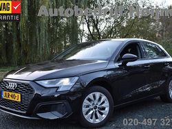 Zwart (metallic) Gebruikt 2024 Audi A3 Sportback e-tron Proline Hatchback | € 33.945 (Eerlijke prijs)