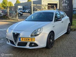 Wit Gebruikt 2014 Alfa Romeo Giulietta Exclusive Hatchback | € 9.950 (Goede deal)
