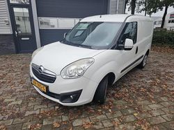 Wit Gebruikt 2015 Opel Combo Sport MPV | € 3.950 (Eerlijke prijs)