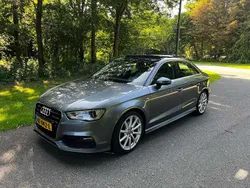 Grijs Gebruikt 2015 Audi A3 Sedan | € 16.500 (Duur)