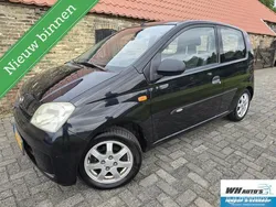 Zwart Gebruikt 2005 Daihatsu Cuore Hatchback | € 1.450 (Eerlijke prijs)