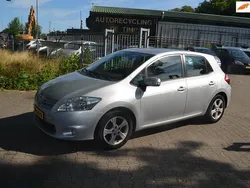 Grijs Gebruikt 2012 Toyota Auris Hatchback | € 5.250 (Goede deal)