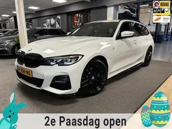 Wit Gebruikt 2021 BMW 330 Executive Stationwagen | € 31.750 (Eerlijke prijs)