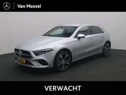 Grijs Gebruikt 2024 Mercedes A250 Luxury Hatchback | € 32.945 (Goede deal)