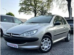 Grijs Gebruikt 2005 Peugeot 206 Sedan | € 3.499