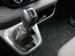 Grijs Gebruikt 2024 Renault Trafic Van | € 32.845 (Eerlijke prijs)