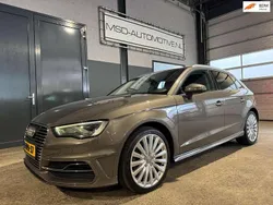 Grijs Gebruikt 2015 Audi A3 Sportback e-tron Ambition Sedan | € 9.949 (Super prijs)