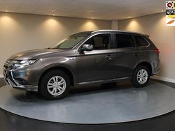 Bruin Gebruikt 2018 Mitsubishi Outlander SUV | € 19.440 (Eerlijke prijs)