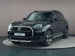 Zwart Gebruikt 2024 Mini Countryman Favoured SUV | € 52.900