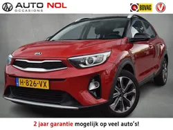 Rood, metallic lak Gebruikt 2020 Kia Stonic SUV | € 15.950 (Goede deal)