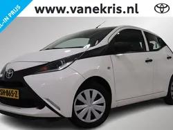 Wit Gebruikt 2018 Toyota Aygo Hatchback | € 9.399 (Eerlijke prijs)