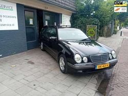 Zwart Gebruikt 2001 Mercedes E280 Avantgarde Stationwagen | € 7.250