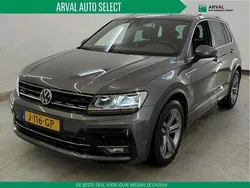 Grijs Gebruikt 2020 VW Tiguan Highline SUV | € 28.850 (Eerlijke prijs)