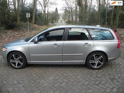 Grijs Gebruikt 2011 Volvo V50 Stationwagen | € 3.250 (Eerlijke prijs)
